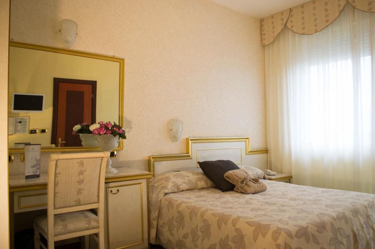 Hotel Internazionale Terme Abano Terme Ngoại thất bức ảnh