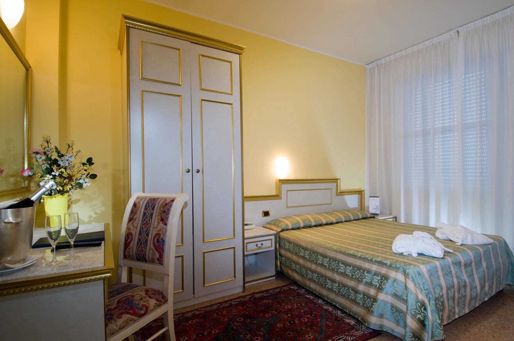 Hotel Internazionale Terme Abano Terme Ngoại thất bức ảnh